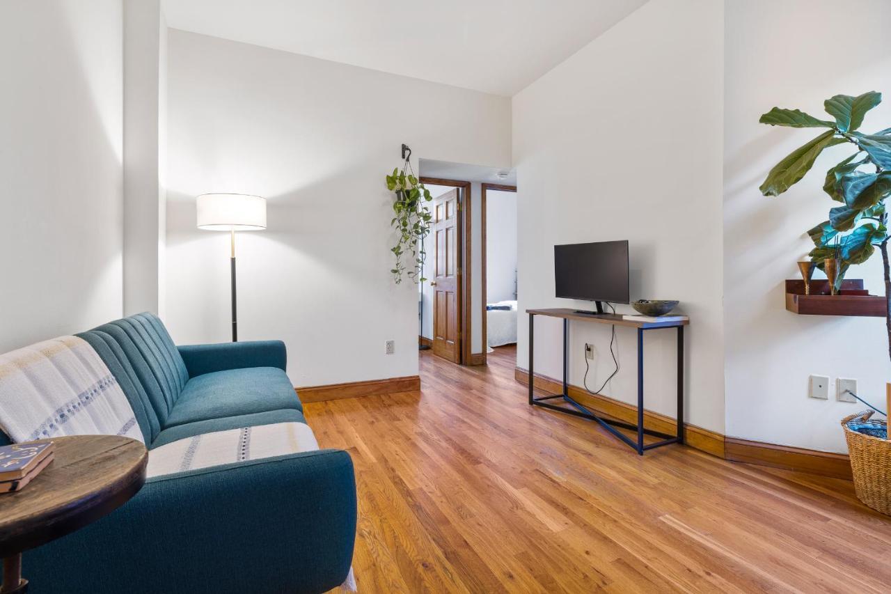 Central Living At Columbia University New York Exterior foto